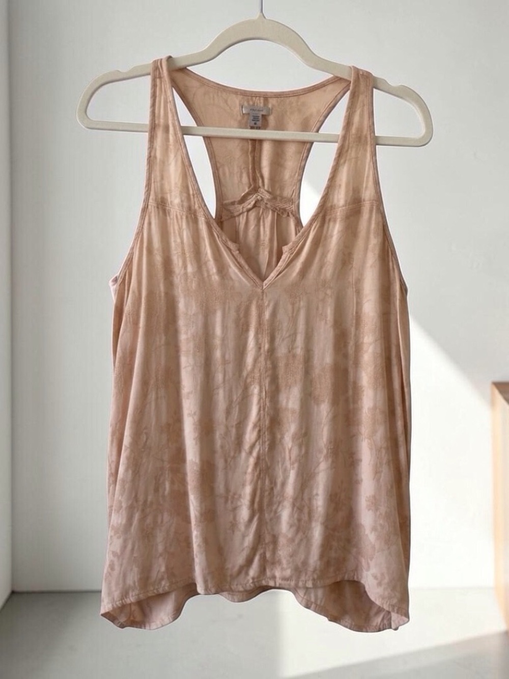 Ecoté Satin Floral Racerback Tank Top – Beige – Size L